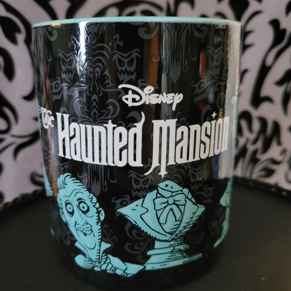 Disney Haunted Mansion Graveyard Singing Busts Mug NWT